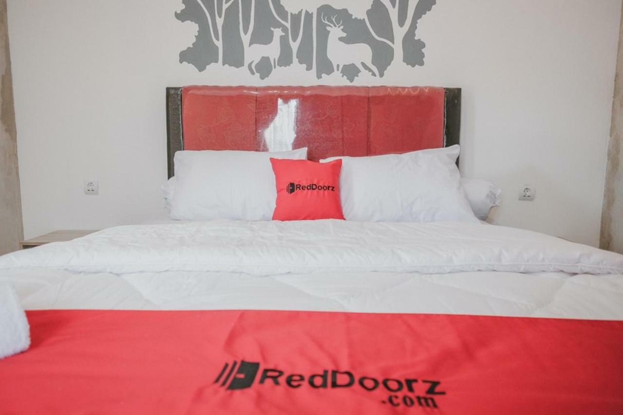 Reddoorz Plus Syariah Near Universitas Lampung Hotel Bandar Lampung Buitenkant foto